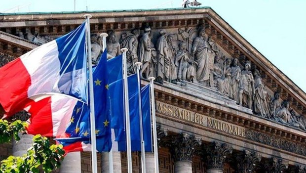 Rəsmi Paris Azərbaycanın Ukraynadakı səfirliyinin raket zərbəsinə məruz qalmasını PİSLƏDİ