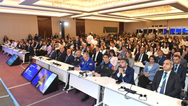 Bakıda Qlobal Gənclər Sammiti keçirilir - FOTO