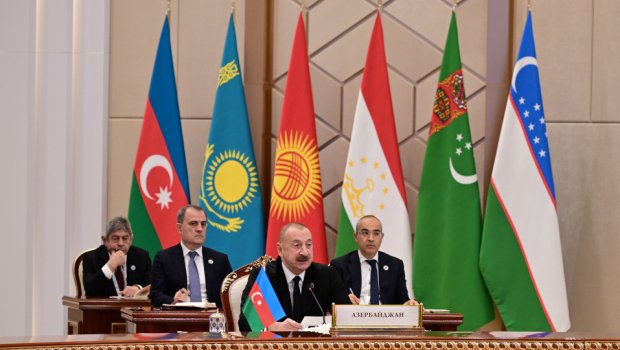 İlham Əliyev: “Bəzi ölkələrdə islamofobiya sistemli xarakter alır”