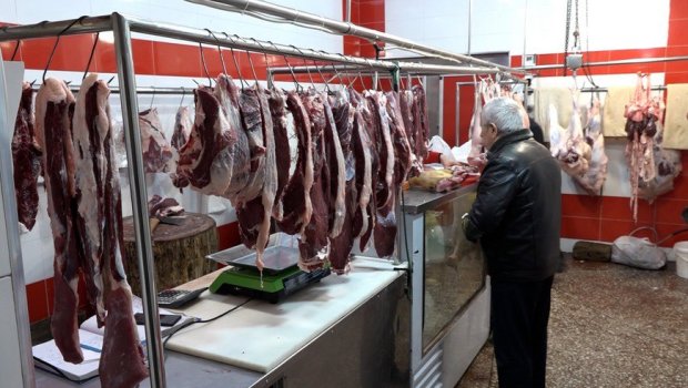Ət bazarında böhran dərinləşir
