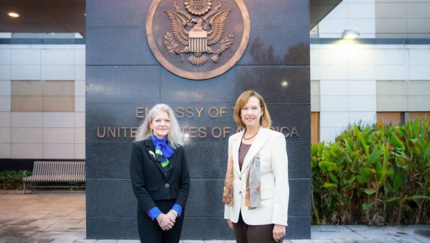 Tramp öz adamını İrəvana göndərdi – Zəngəzur dəhlizi müzakirə ediləcək