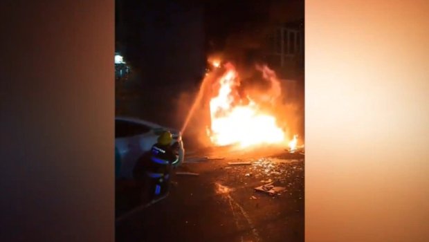 Bakıda obyekt yandı – VİDEO