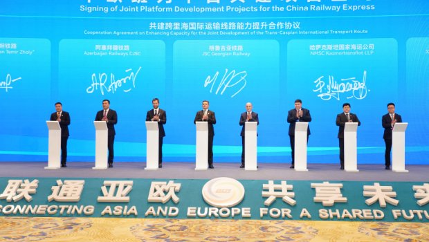 ADY-nin nümayəndə heyəti Çində beynəlxalq forumda – FOTO