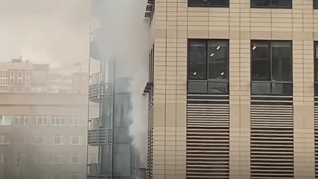 Moskvada məşhur hoteldə YANĞIN: 400 nəfər təxliyə edildi – VİDEO