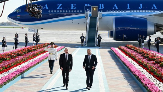 İlham Əliyevin Daşkənd səfərindən görüntülər - VİDEO