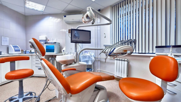 Cəlilabadda diş poliklinikasında çürümüş kişi meyiti tapıldı