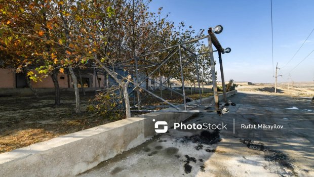 "Lake Hotel"də avadanlıq daşıyan ofisiantlar yanaraq ölüblər &ndash; Dəhşətli FOTOLAR