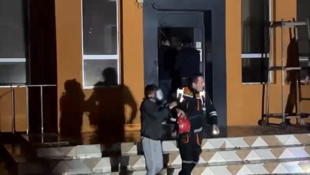 Bakıdakı güclü yanğın SÖNDÜRÜLDÜ - FOTO/VİDEO