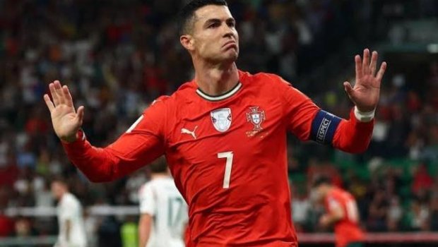 FİFA Ronaldoya görə posteri DƏYİŞDİ