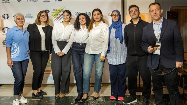 Qadın şahmatçılarımızdan tarixi nəticə! - FOTO