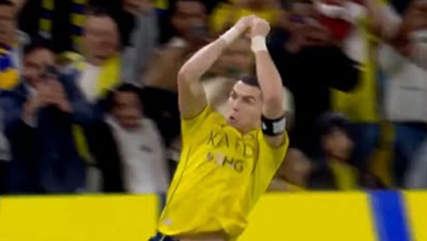 Ronaldodan akrobatik tullanış: Fantastik qol &ndash; VİDEO