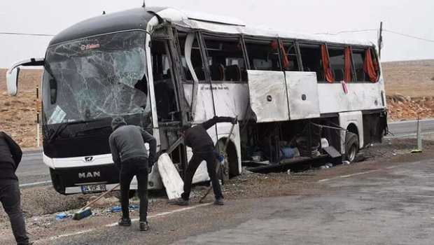Türkiyədə tələbələri daşıyan avtobus aşdı - 29 yaralı var