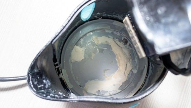 Çaydandakı ərpi təmizləmək üçün ən təsirli təbii üsul: Nə sirkə, nə də soda