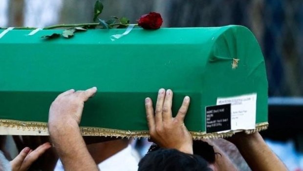 65 yaşlı qadın dəfninə bir neçə dəqiqə qalmış &ldquo;DİRİLDİ&rdquo; - VİDEO