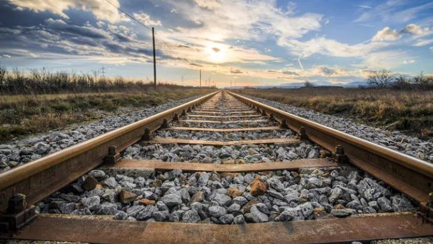 Sumqayıt-Yalama dəmiryol xəttinin yenidənqurma işləri nə vaxt tamamlanacaq?