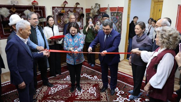 Türk dünyasının İncəsənət Muzeyi açıldı – FOTO