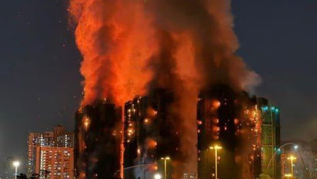 Yaşayış kompleksində yanğın oldu, ölənlər var - FOTO/VİDEO