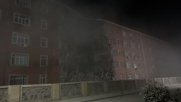 Goranboyda qəzalı binanın bloku ÇÖKDÜ - FOTO/VİDEO