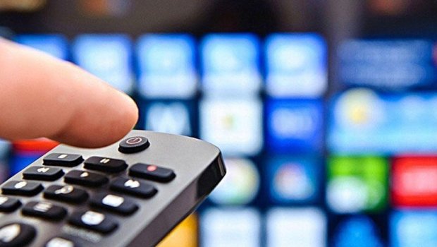 Azərbaycanda məşhur veriliş bağlandı - FOTO