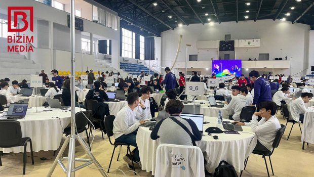 Məktəblilərarası Milli Hakatonun finalı başladı - 300 şagird 30 qalib yeri uğrunda YARIŞIR - FOTO