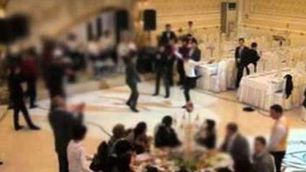 Biləsuvarda toyda mahnı DAVASI: Qonşu döyüldü