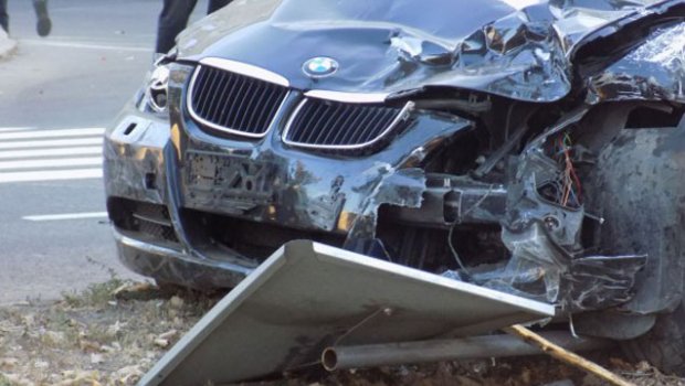 Qaxda "BMW" QƏZA törətdi