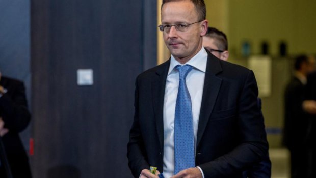 Macar nazirdən ŞOK AÇIQLAMA: Avropa Rusiya ilə müharibəyə hazırlaşır