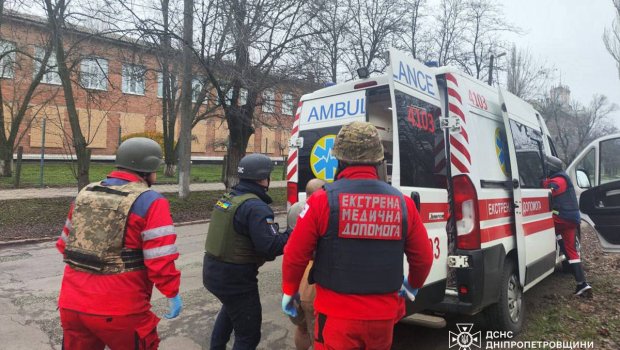 Rusiya Krivoy Roqa ballistik raket atdı - FOTO/VİDEO