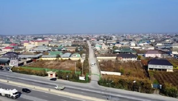 Gecə 11-də qapısını döyən şəxsi öldürdü - 11 il həbs cəzası aldı