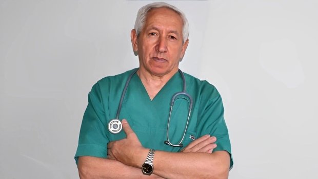 Azyaşlının ölümündə təqsirləndirilən həkimə bu cəza verildi