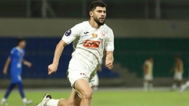 Azərbaycanlı hücumçu yeni klubla ANLAŞDI