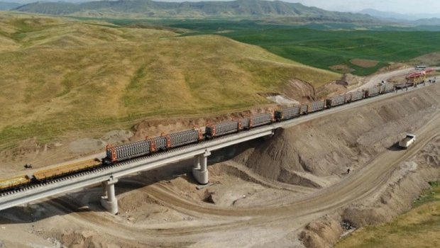 Naxçıvanda dəmir yolu infrastrukturu yenilənir - Zəngəzur dəhlizi ilə əlaqə bərpa olunacaq - VİDEO