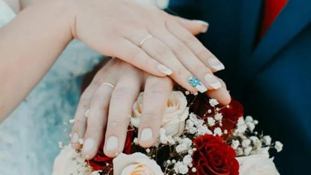 Azərbaycanda gəlinə kilolarla qızıl taxdılar - VİDEO