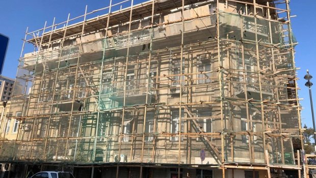 Bakıda memarlıq abidəsi təmir-bərpa işləri zamanı zədələnib - FOTO