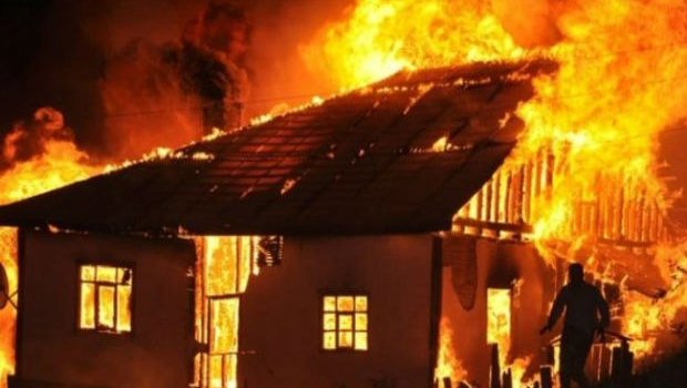 Yevlaxda yanğında ölən qadının oğlu da həyatını itirdi