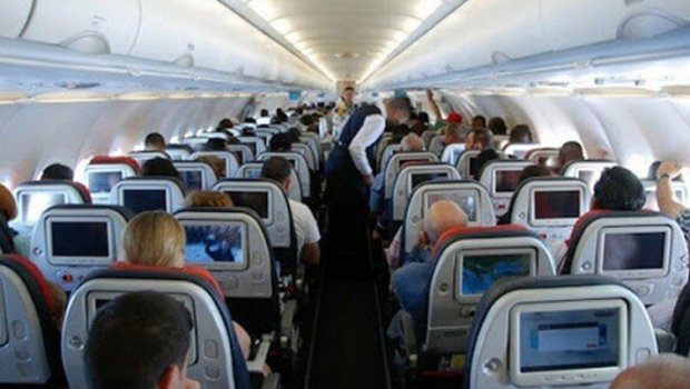 ŞOK: Təyyarədə tualetlər işləməyib - Sərnişinlər təbii ehtiyaclarını&hellip;