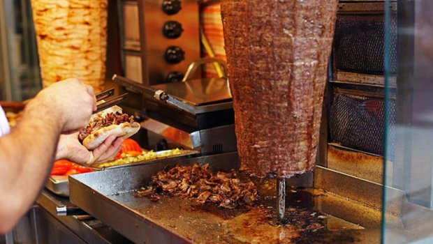 Gəncədə şagirdlər dönərdən ZƏHƏRLƏNDİ