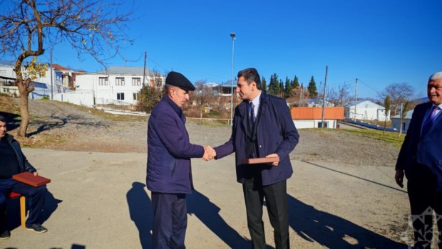 Badara və Ballıca kəndlərinə qayıdan ailələrə evlərinin açarları təqdim olundu &ndash; FOTO