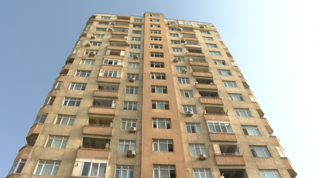 Yanğın baş verən binanın sakinlərinə kompensasiya verilib? - VİDEO