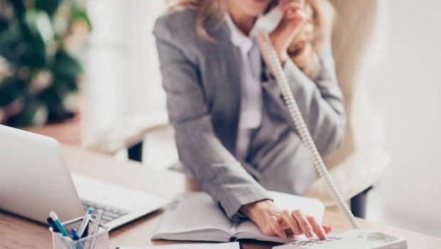 "Şəklini göndər, 3500 manat maaş" - İş elanı müzakirə yaratdı - VİDEO