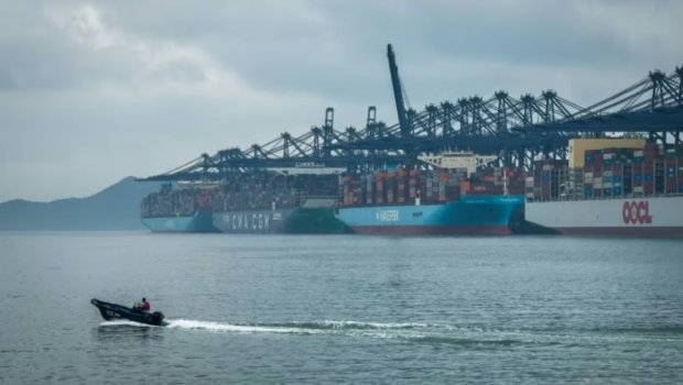 ABŞ Çindən İrana hərbi yük daşıyan gəmini ƏLƏ KEÇİRDİ