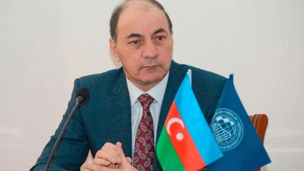 Əvəz Ələkbərov: "Ramiz Mehdiyev iki nazirdən çəkinirdi"