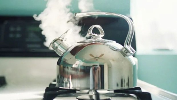 Astarada gəlin qayınanası və baldızını qaynar çayla YANDIRDI