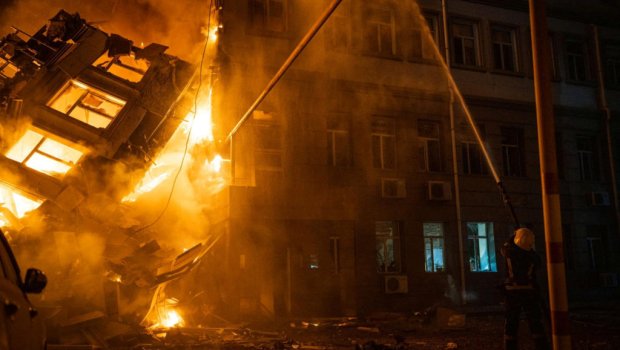 Odessa vilayəti gecə yenidən hücuma məruz qaldı - VİDEO