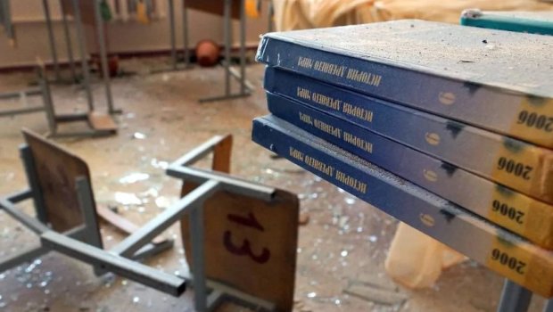 Şagird məktəbdə həmyaşıdlarını bıçaqladı &ndash; Ölən və xəsarət alan var &ndash; FOTO/VİDEO