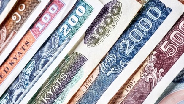 MƏZƏNNƏ: Avro ucuzlaşdı, rus rublu bahalaşdı