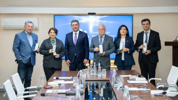 MEDİA-nın Müşahidə Şurasının iclası keçirildi: Xüsusi medallar təqdim olundu &ndash; FOTO