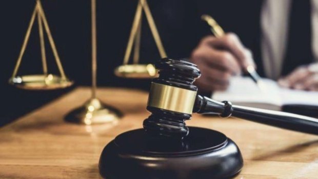 Həyat yoldaşını qətlə yetirən şəxs: "Mələklər arvadımın məni aldatdığını dedilər"