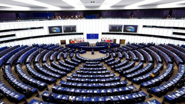 Aİ 2027-ci ilin payızına qədər Rusiya qazından İMTİNA ETDİ