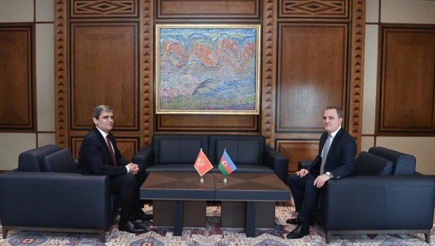 Ceyhun Bayramovla monteneqrolu həmkarı arasında görüş KEÇİRİLİR